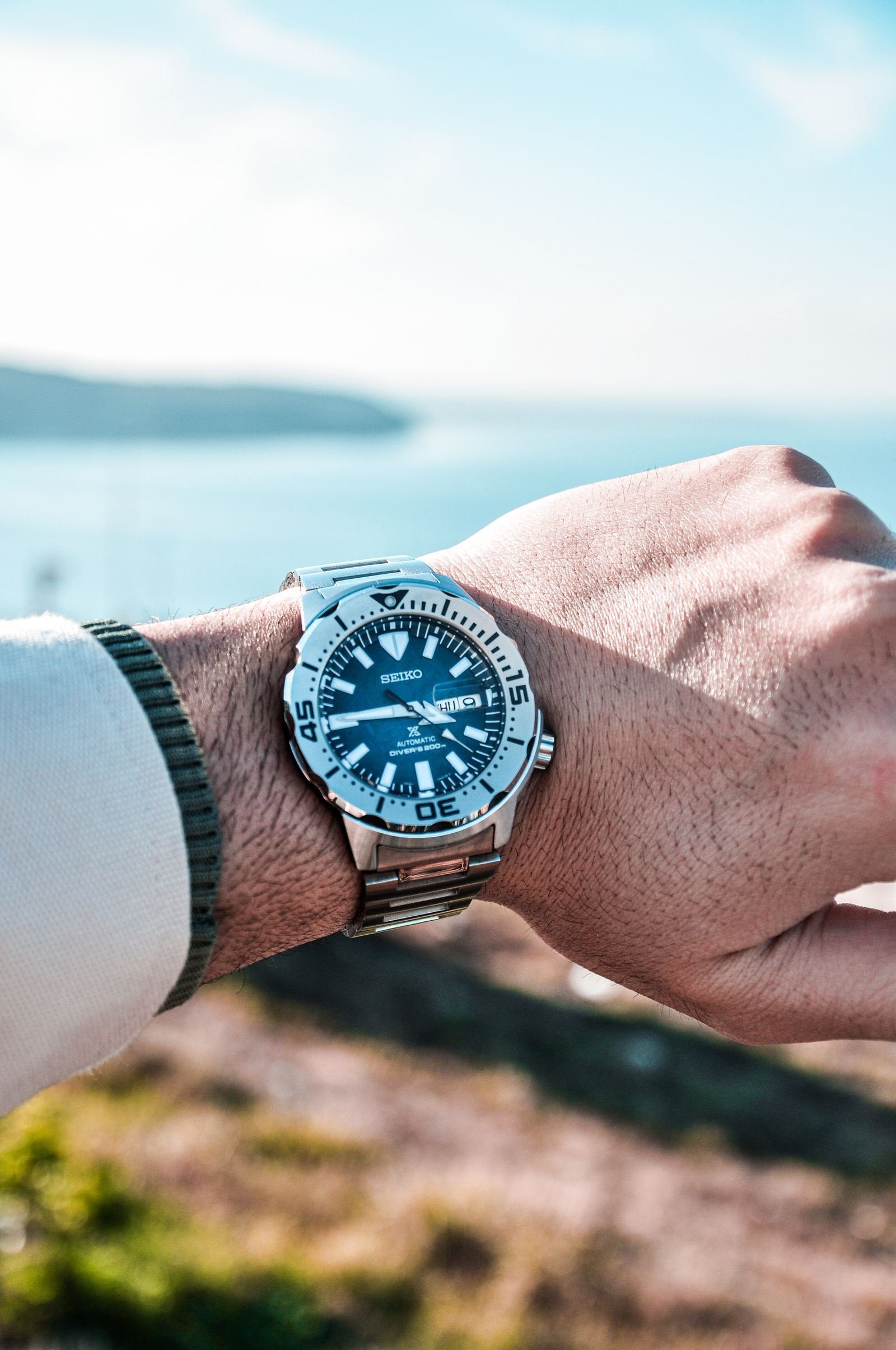 Dive-style wristwatch examined during a Longines HydroConquest authentication check